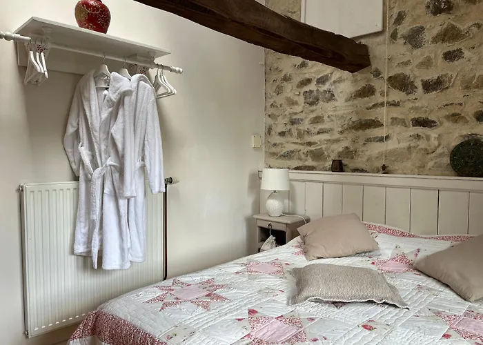 Couette-café Maison Du Silence